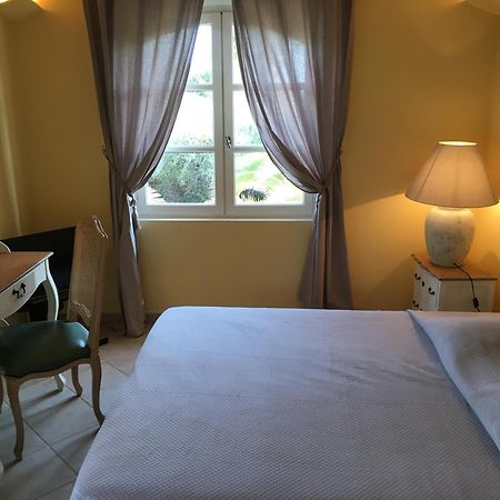 Le Champmazet Bed & Breakfast La Roquette-sur-Siagne Dış mekan fotoğraf