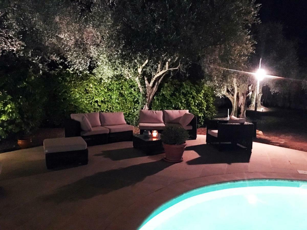 Le Champmazet Bed & Breakfast La Roquette-sur-Siagne Dış mekan fotoğraf