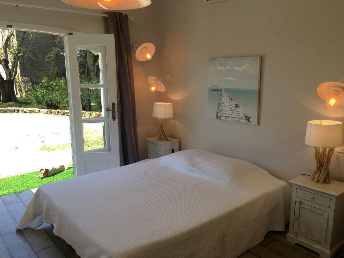 Le Champmazet Bed & Breakfast La Roquette-sur-Siagne Dış mekan fotoğraf