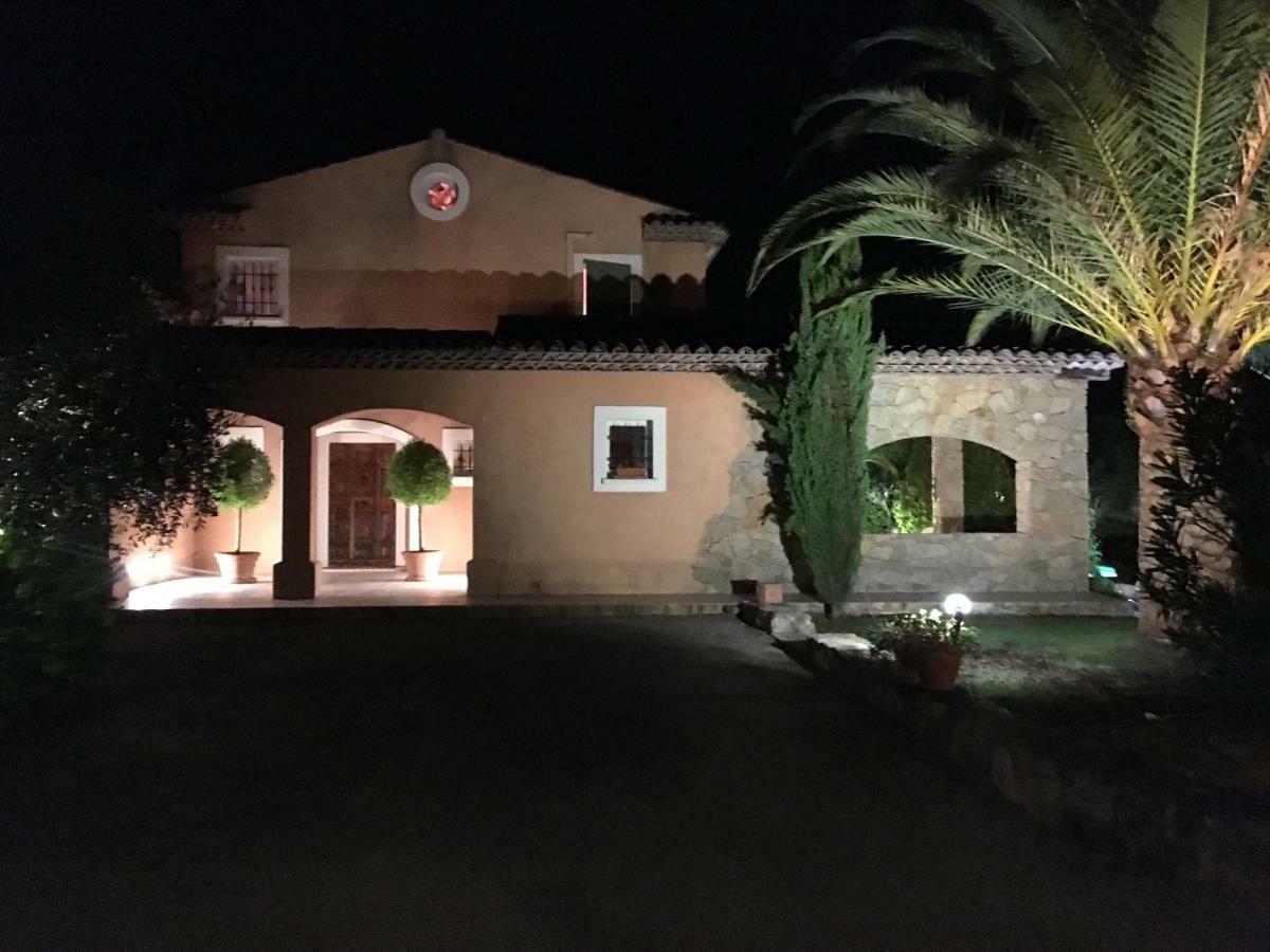 Le Champmazet Bed & Breakfast La Roquette-sur-Siagne Dış mekan fotoğraf